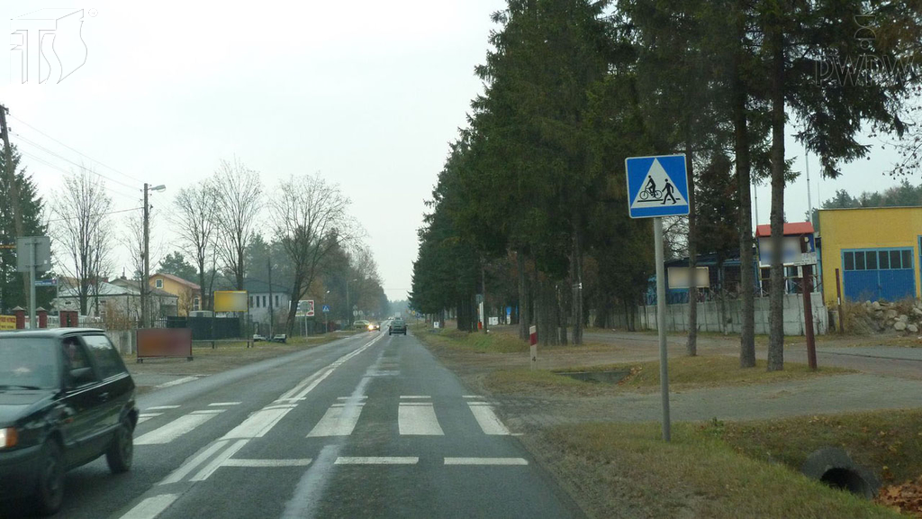 zdjecie do pytania - Czy zbliżając się do miejsca oznaczonego tym znakiem masz obowiązek zachować szczególną ostrożność?