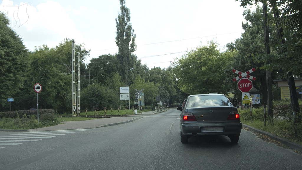 zdjecie do pytania - Czy w tej sytuacji masz prawo rozpocząć wyprzedzanie?